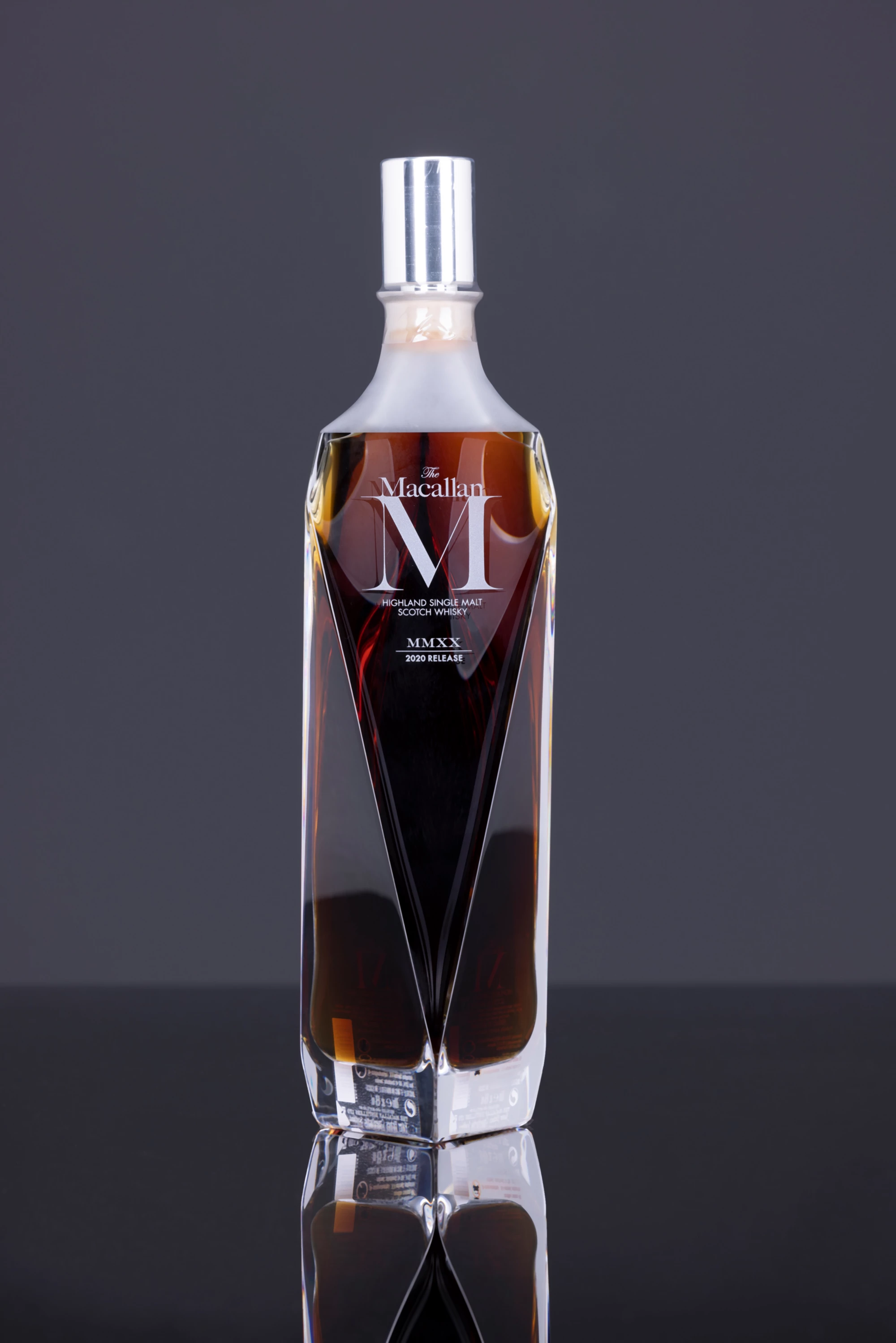 The Macallan - Single Malt Scotch Whisky "M - The Masters Decanter Series - Release 2020" 45° Giftbox, 70cl