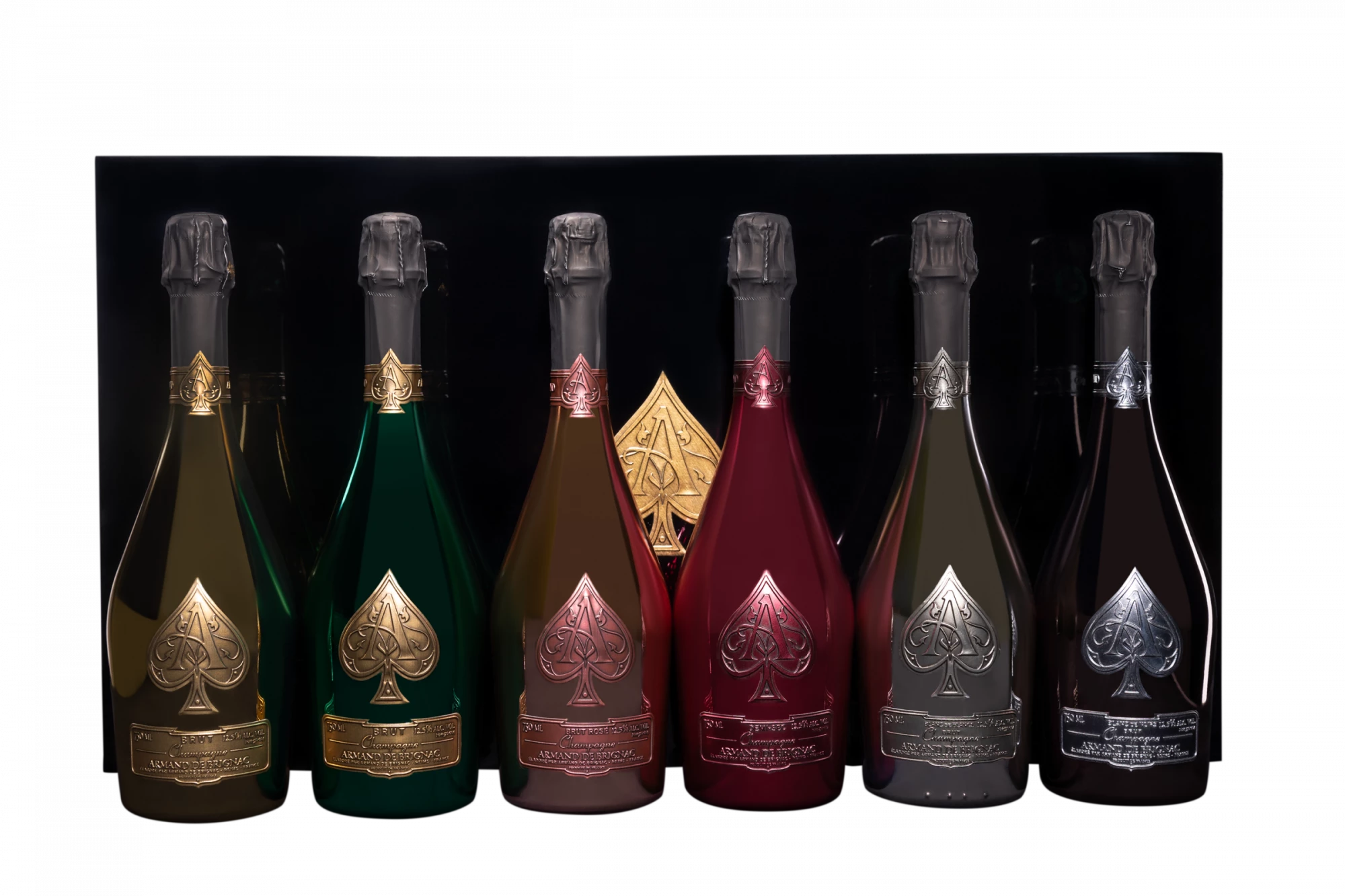 Maison Armand de Brignac - Champagne "La Collection : 1 Brut Gold 75cl - 1 Brut Green 75cl - 1 Brut Rosé 75cl - 1 Demi-Sec 75cl - 1 Blanc de Blancs 75cl - 1 Blanc de Noirs 75cl" NV Giftbox, 450cl