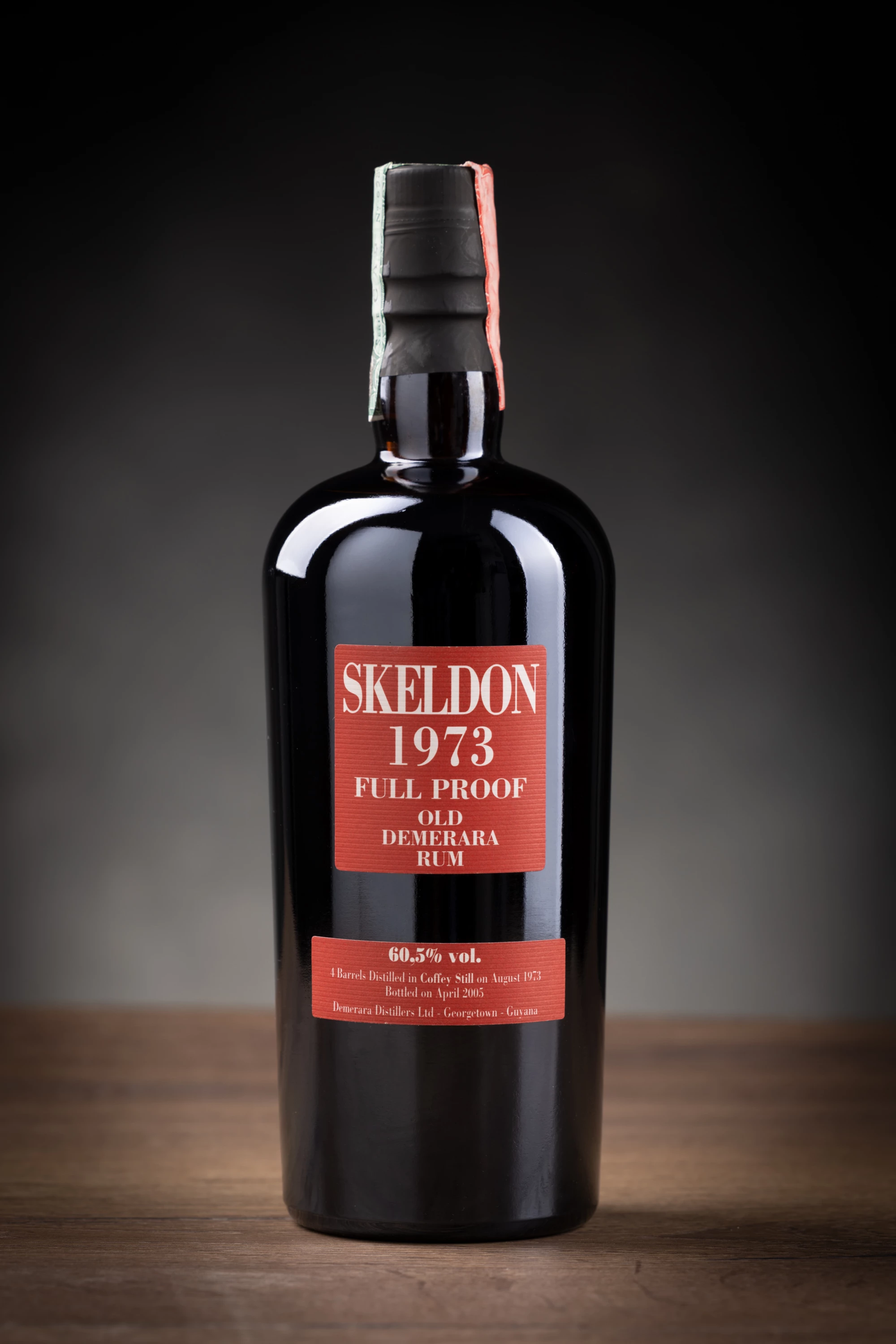 Vélier - Molasses British Guyana Rhum "32 Ans Skeldon - Full Proof Old Demerara" Brun 1973 60.5°, 70cl