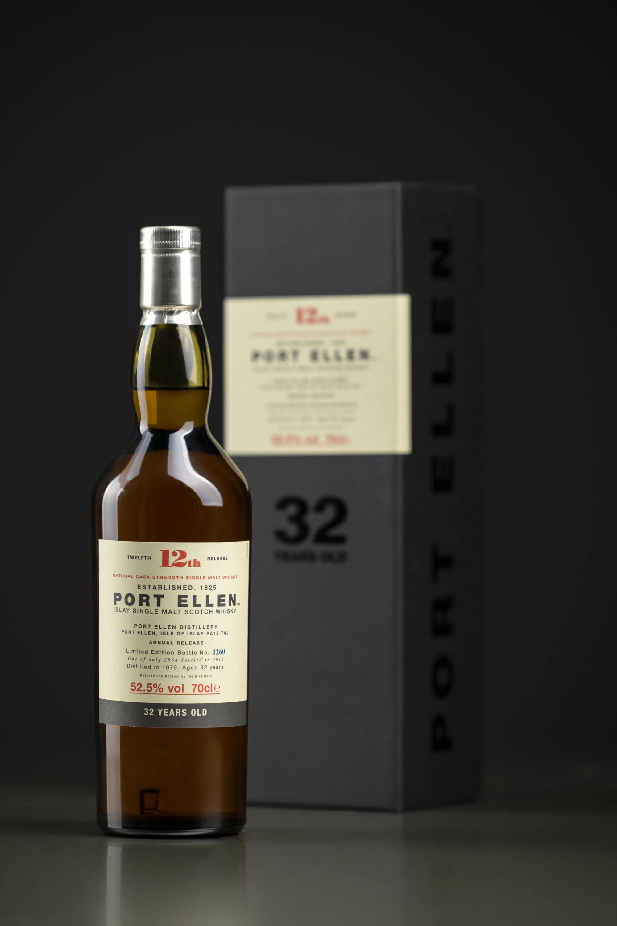 Port Ellen - Single Malt Scotch Whisky "32 Ans - 12th Release" 1979 52.50° Giftbox, 70cl
